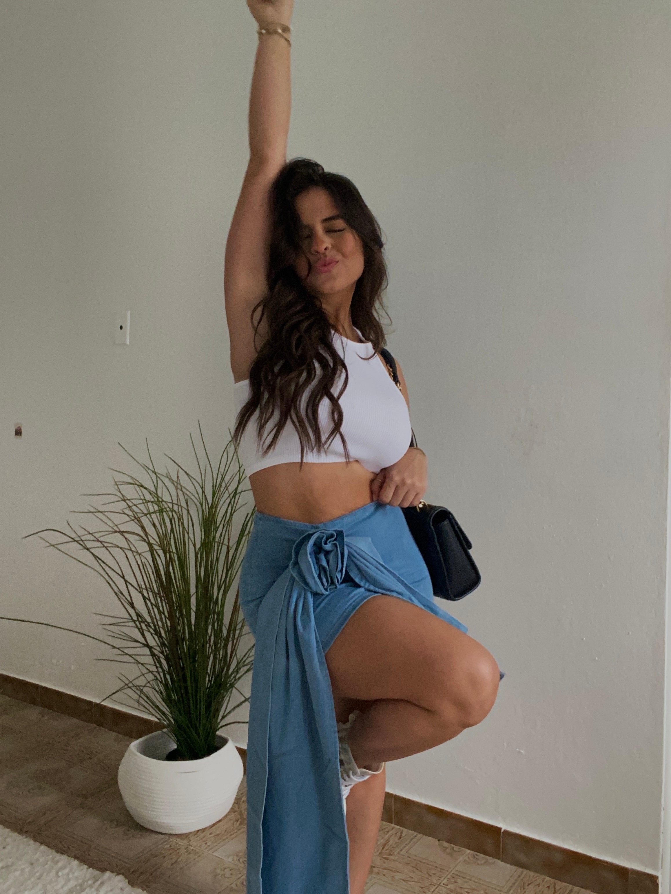 Bold flower mini skirt